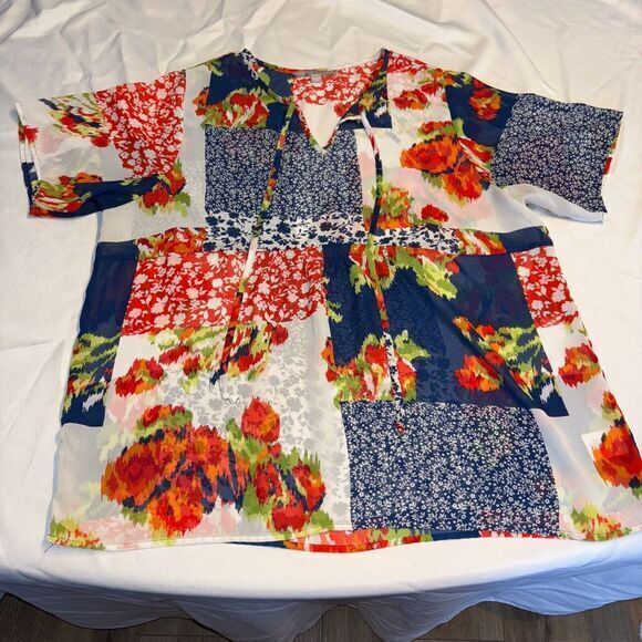 Valerie Stevens Tops - Valerie Stevens Shirt Womens XL Red/Blue‎ Floral Short Sleeve Sheer Cinch Waist